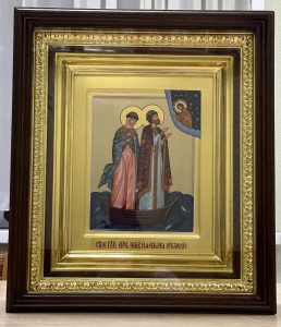 Икона «Петр и Феврония» в резном киоте Сергиев Посад